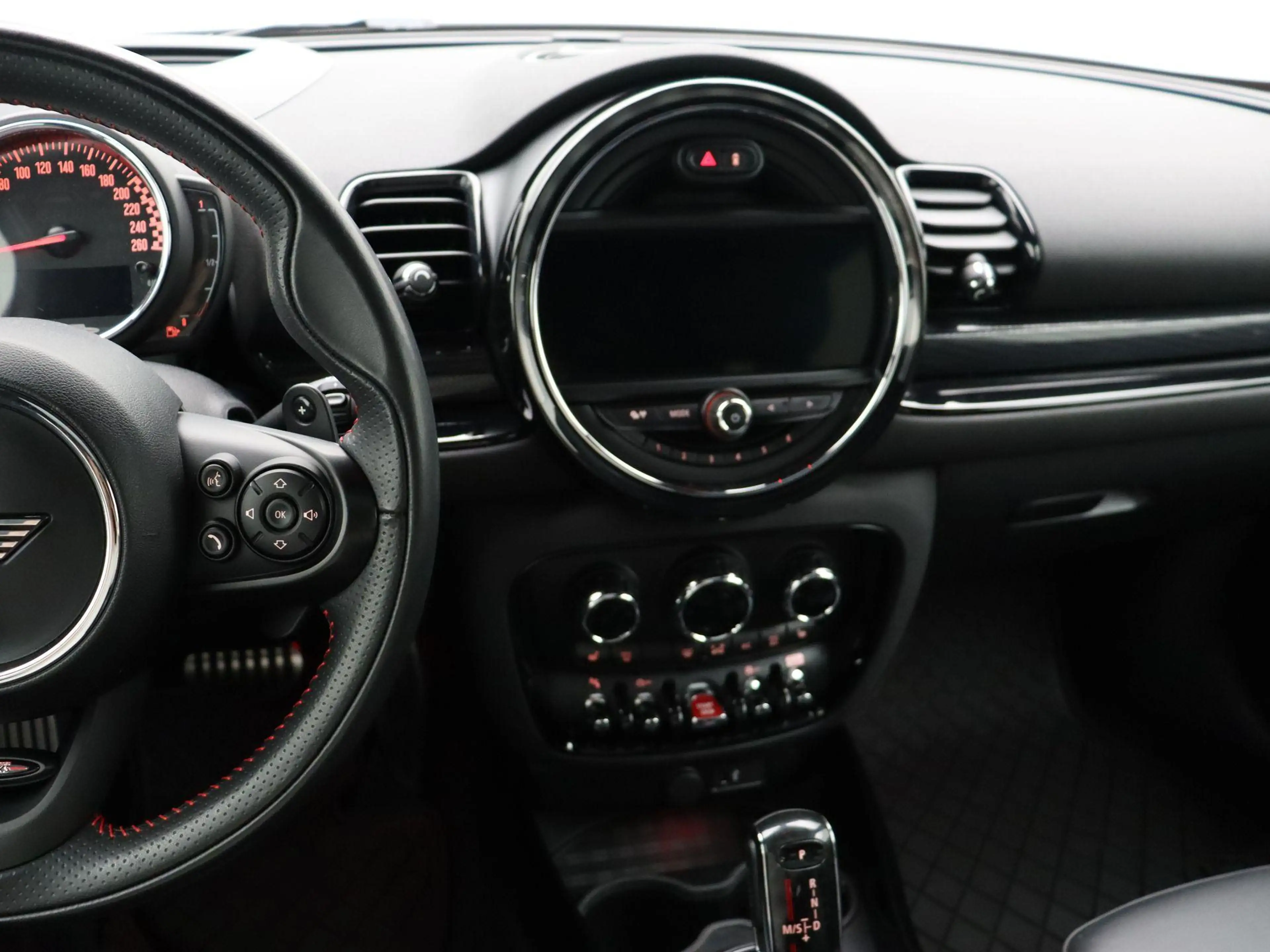 MINI John Cooper Works Clubman JCW ALL4 Chili + Panoramadak + Harman Kardon + 19' — photo 15