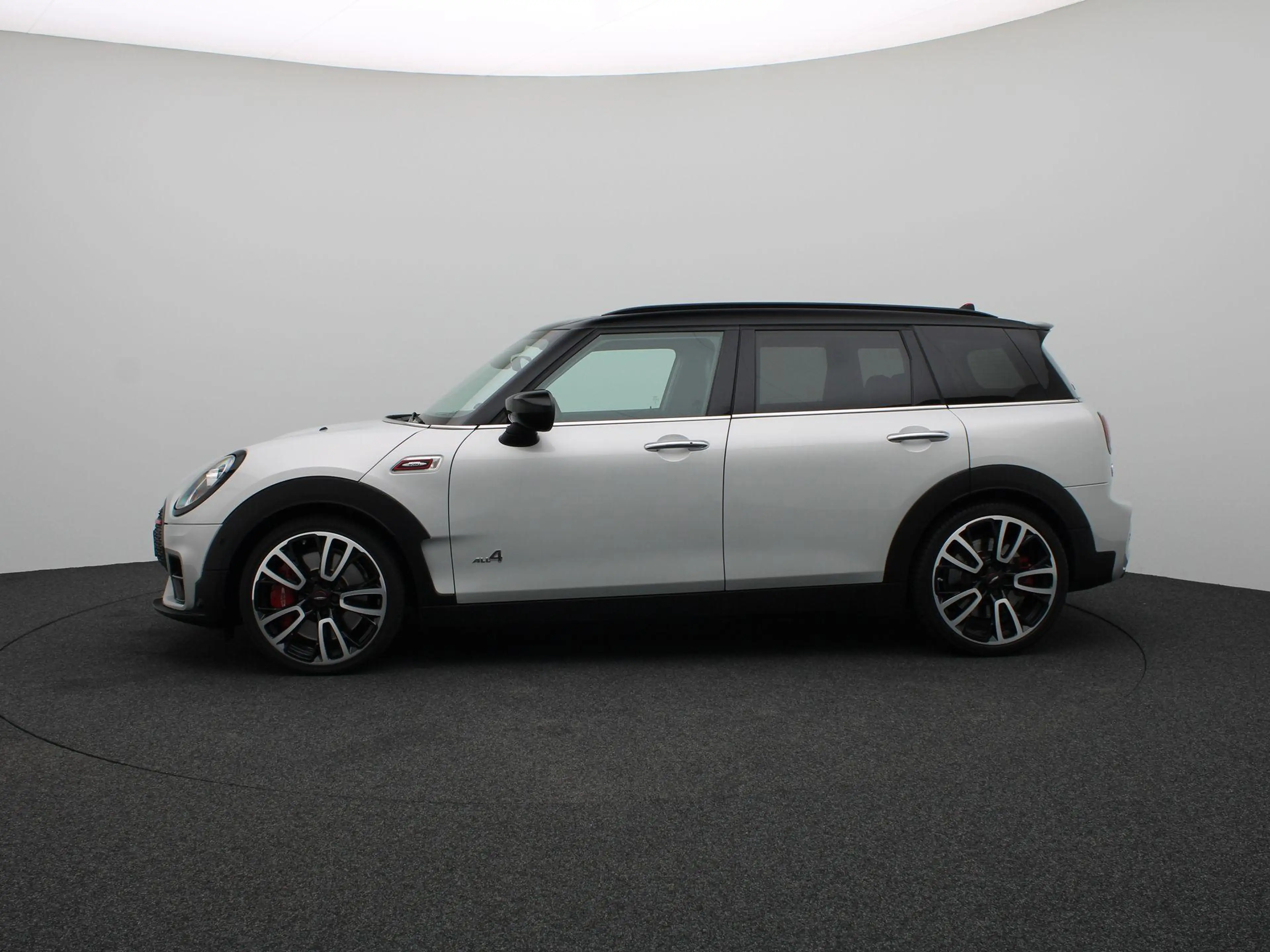 MINI John Cooper Works Clubman JCW ALL4 Chili + Panoramadak + Harman Kardon + 19' — photo 4