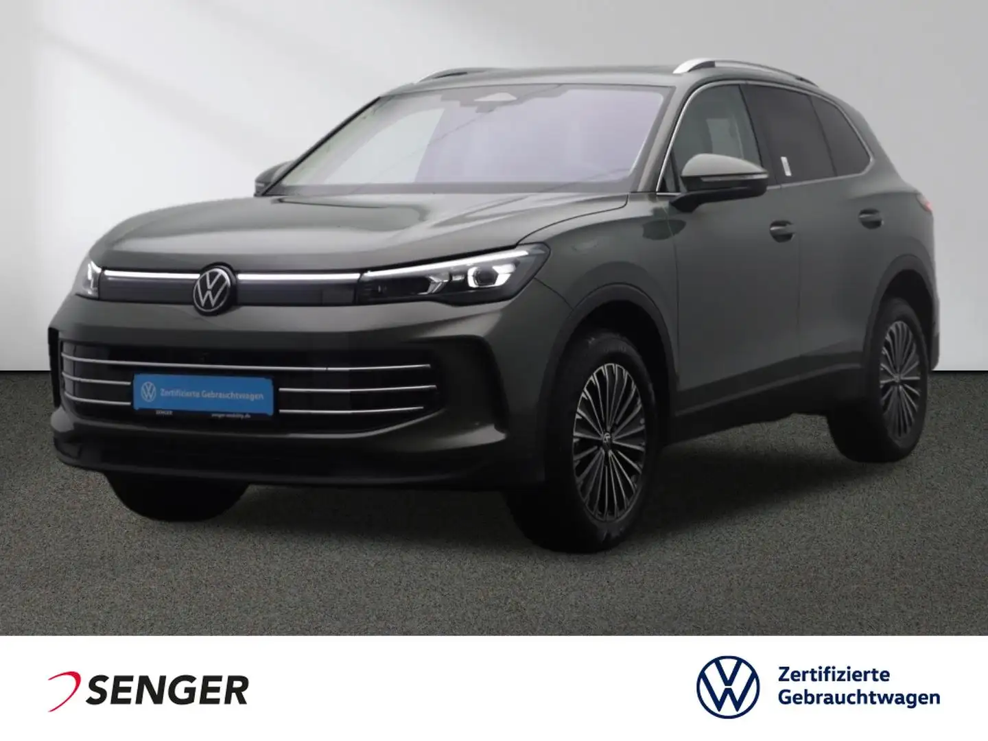Volkswagen Tiguan Sport 2.0 TDI 4M CarPlay Matrix Panorama Grün - 1