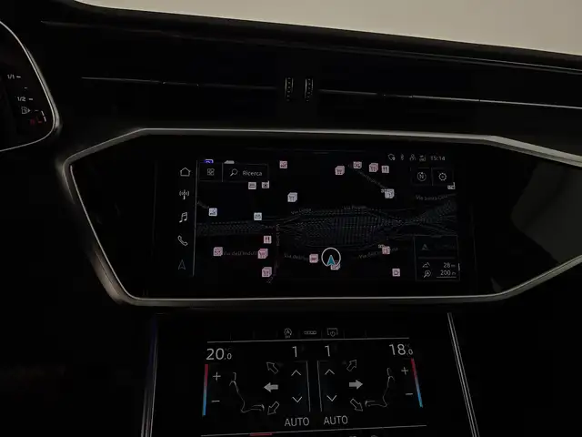 Audi A6 Avant view 13