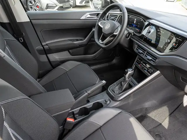 Volkswagen Taigo view 8