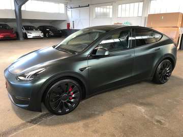 PerformanceAWD 75kWh