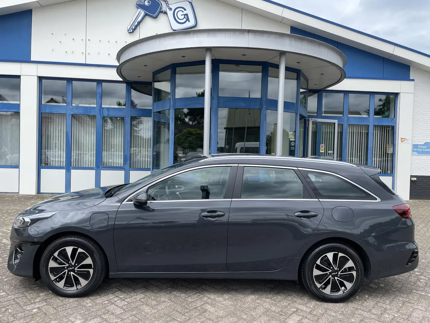Kia Ceed SW / cee'd SW Sportswagon 1.6 GDI PHEV DynamicLine | Dealer onde Grijs - 2