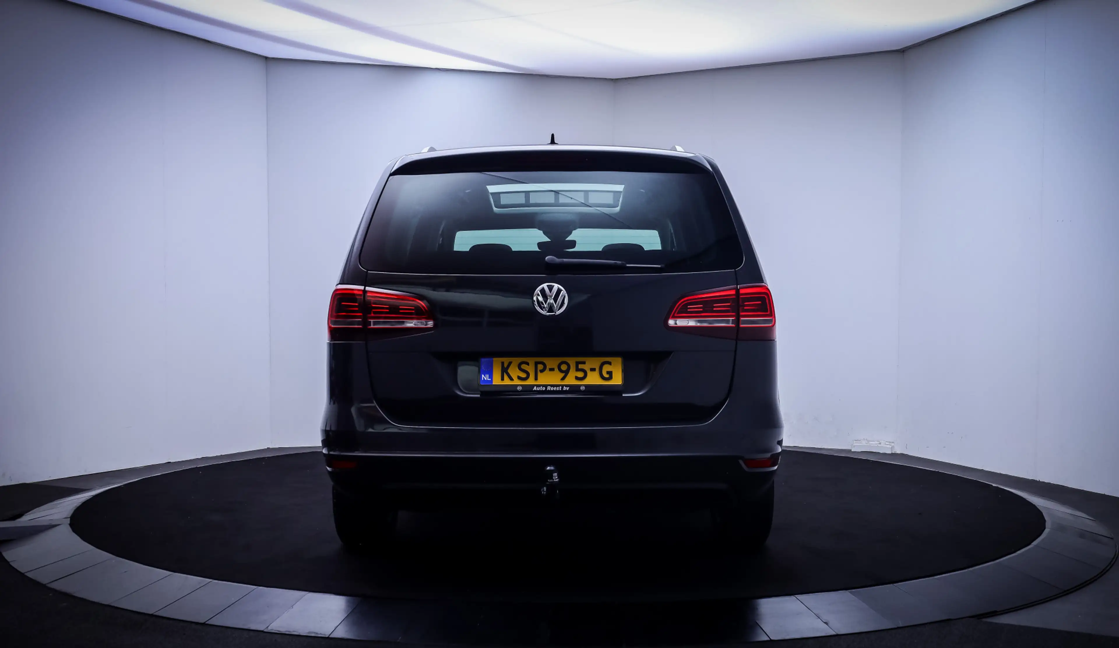 Volkswagen Sharan 1.4 TSI Dsg 7p COMFORTLINE PANO | ACC | NAVI | APP — photo 6