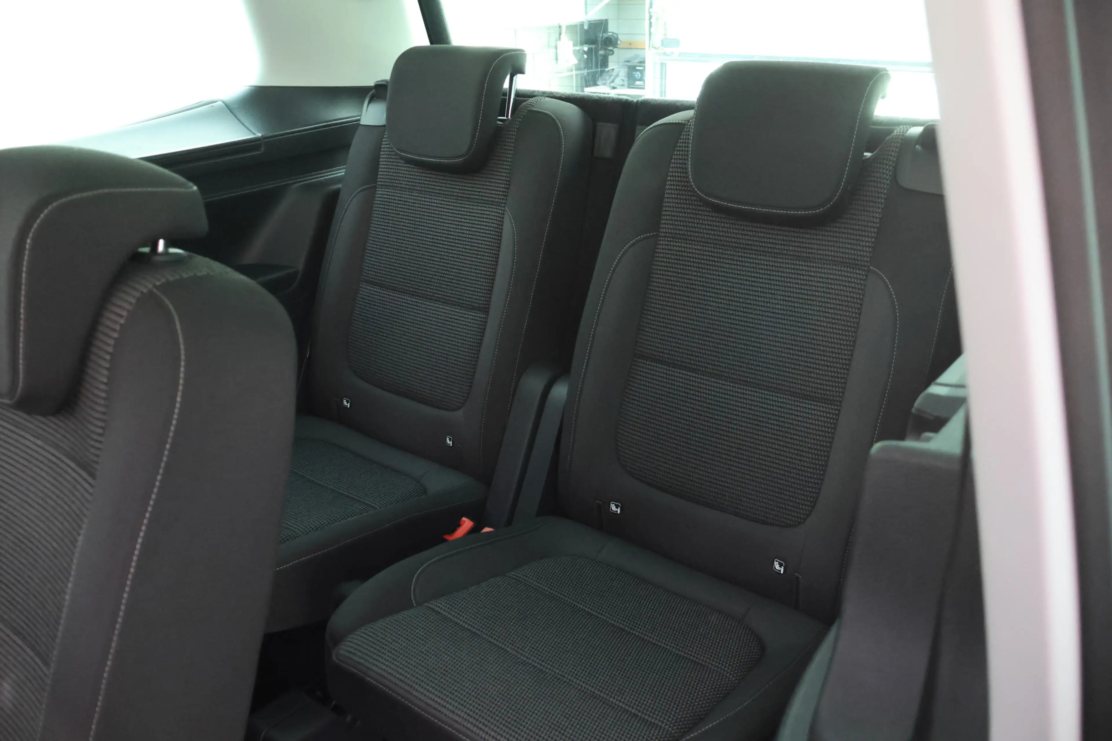 Volkswagen Sharan 1.4 TSI Dsg 7p COMFORTLINE PANO | ACC | NAVI | APP — photo 12