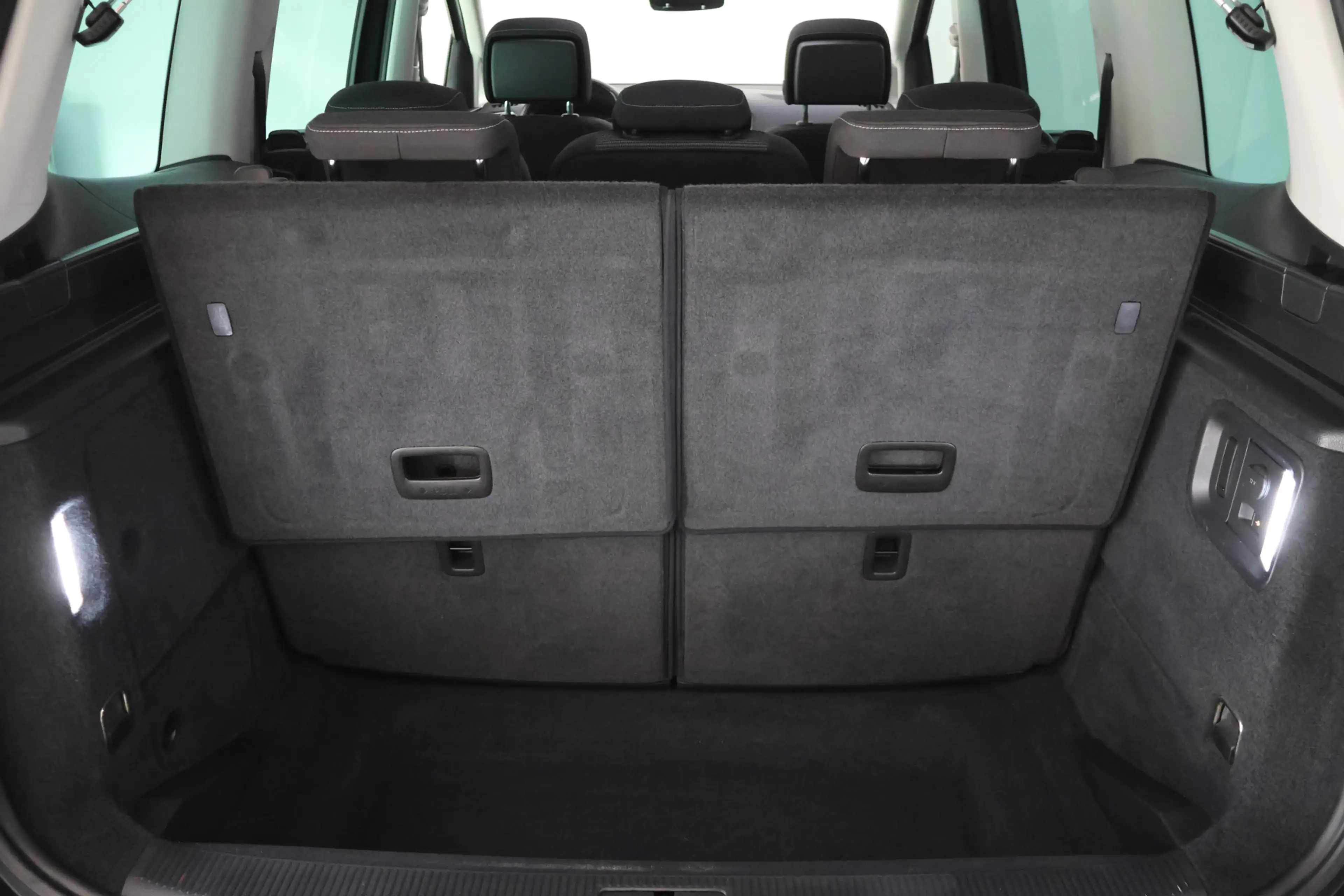Volkswagen Sharan 1.4 TSI Dsg 7p COMFORTLINE PANO | ACC | NAVI | APP — photo 7