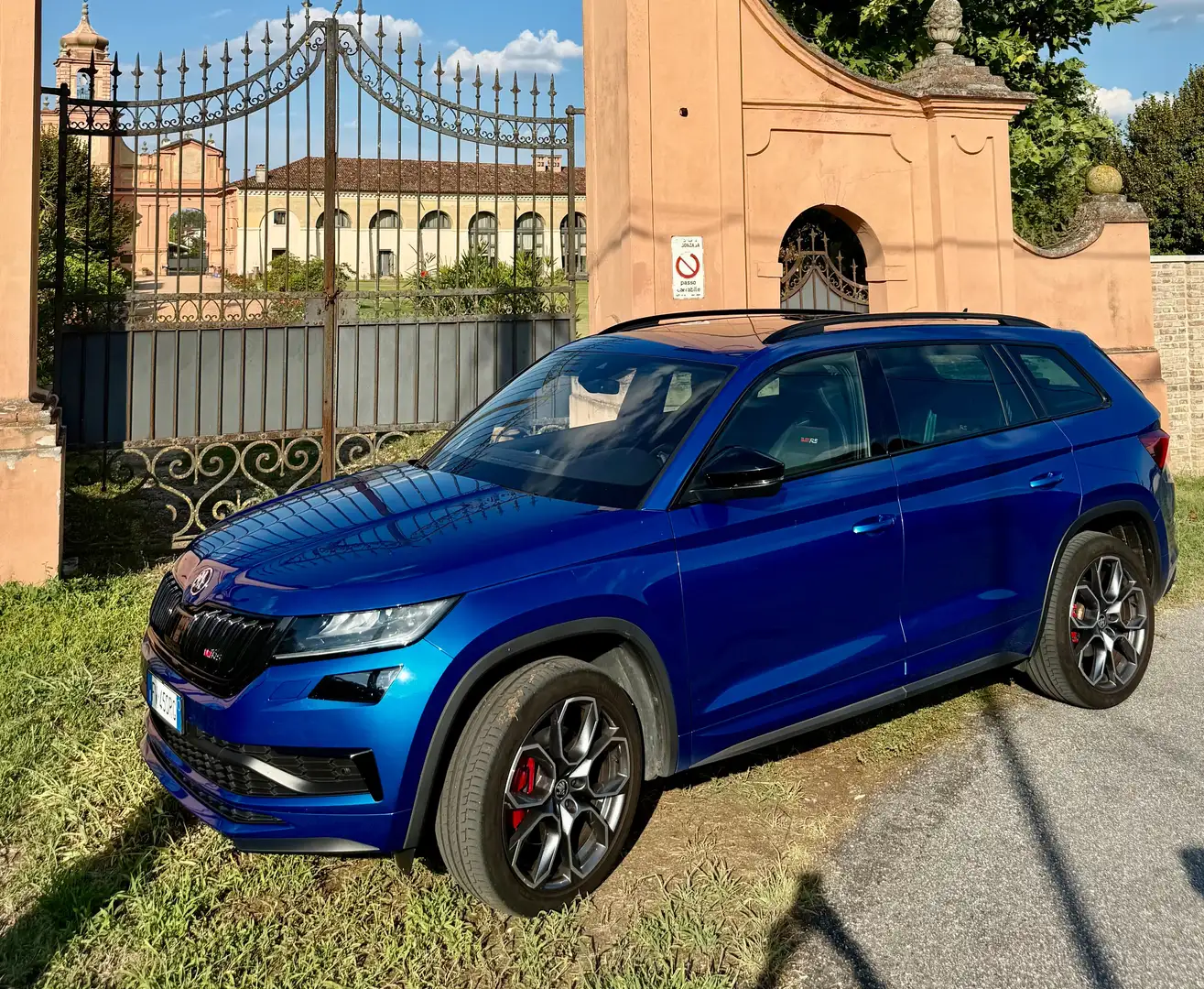 Skoda Kodiaq 2000 BiTDI SCR 4x4DSG RS Bleu - 1