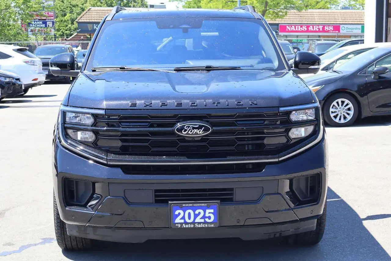 Ford Expedition снимка Ford Expedition