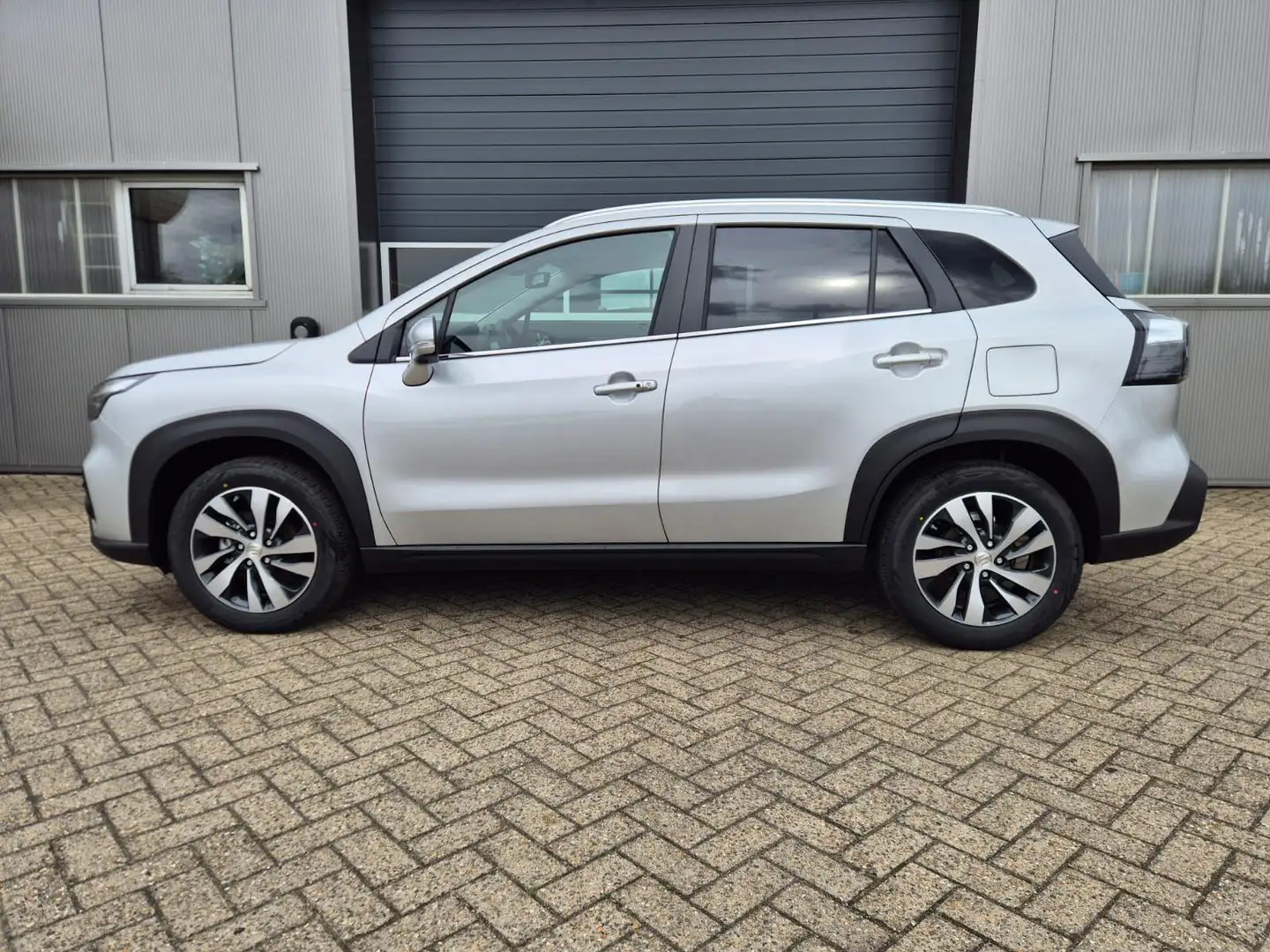Suzuki S-Cross Comfort+ 110PS MHEV 4x4 ALLGRIP 1.4 Boosterjet ... Silber - 2