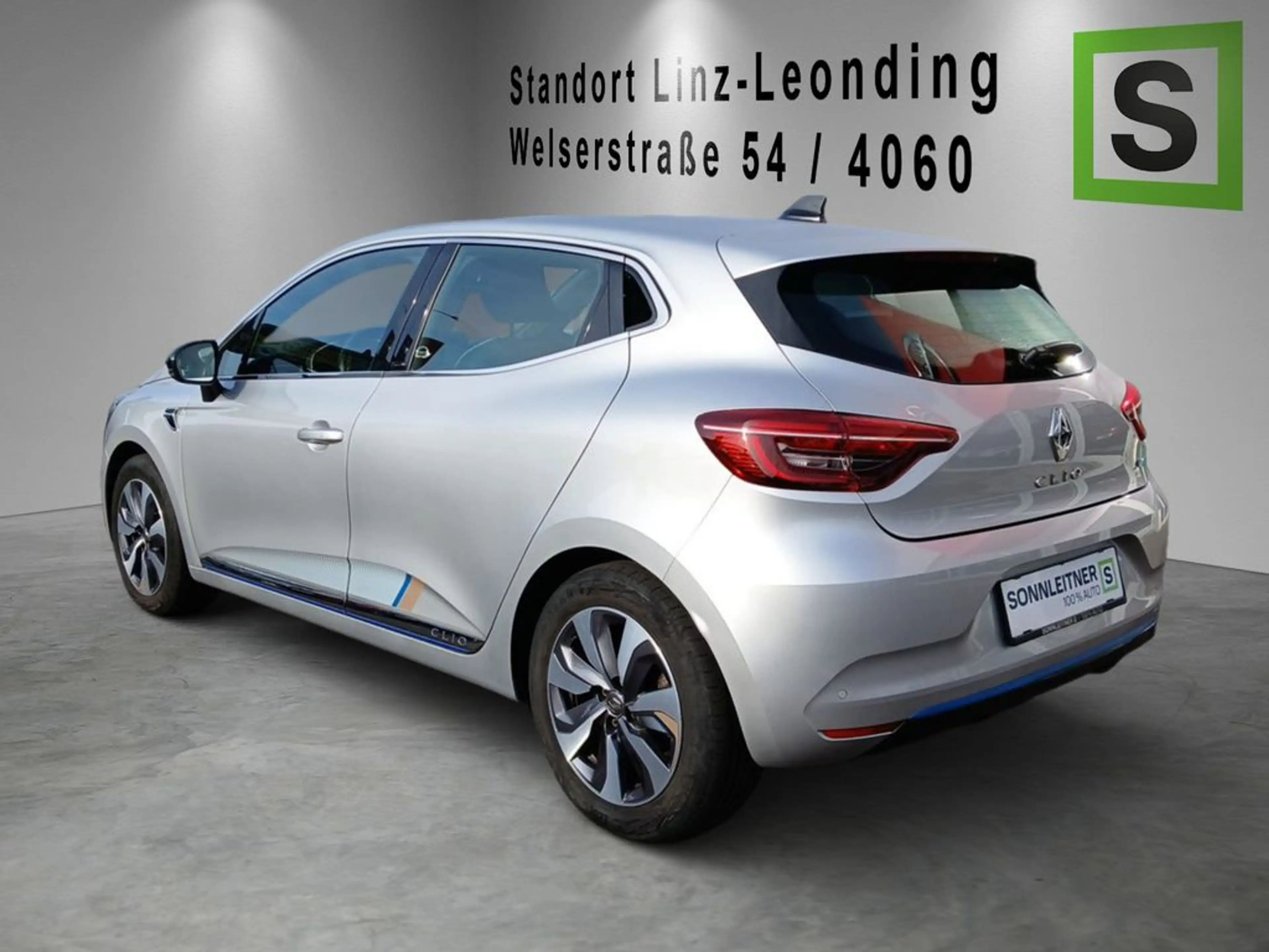 Renault Clio CLIO Limited Edition E-Tech 140 — photo 2