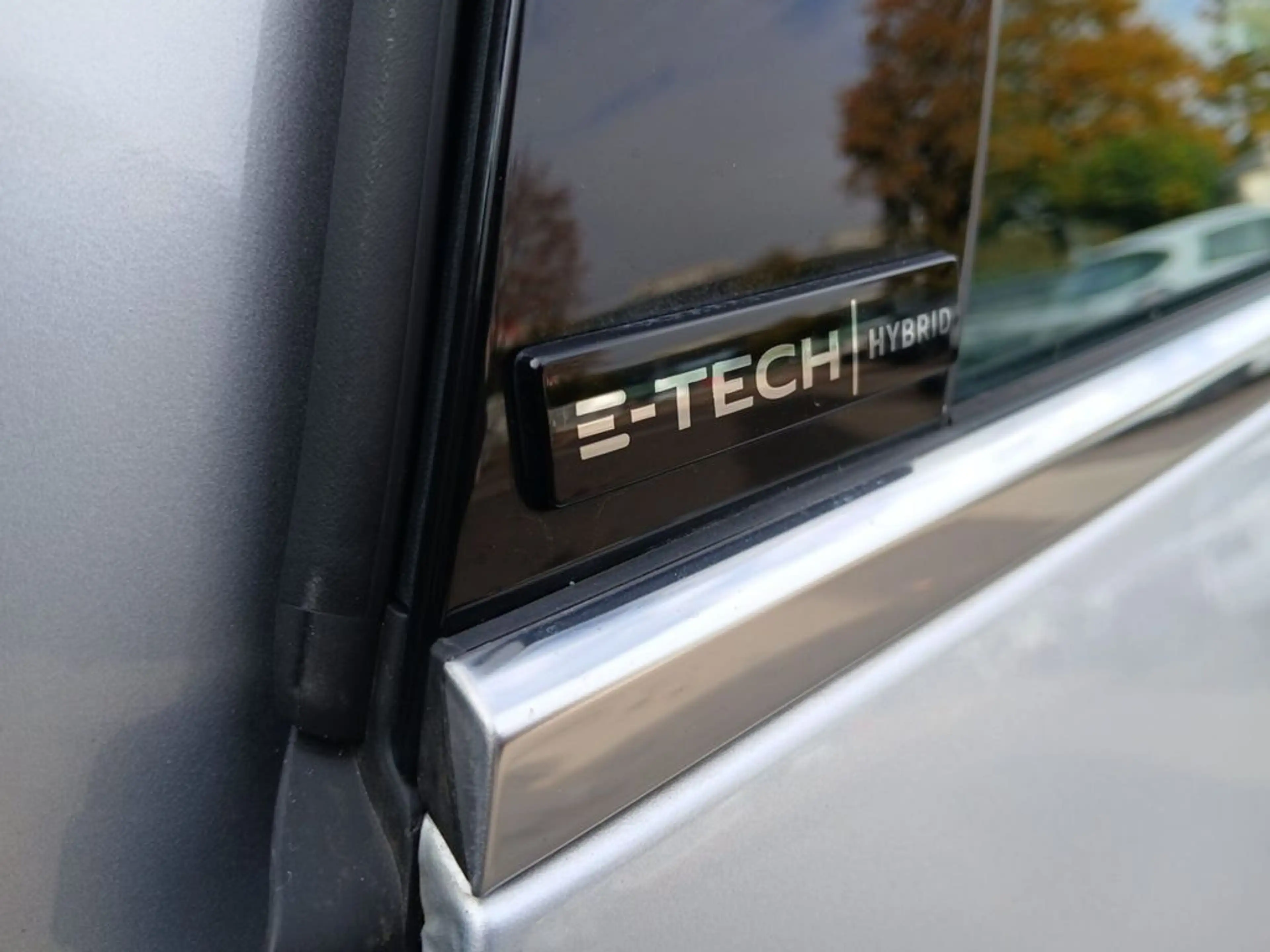 Renault Clio CLIO Limited Edition E-Tech 140 — photo 11