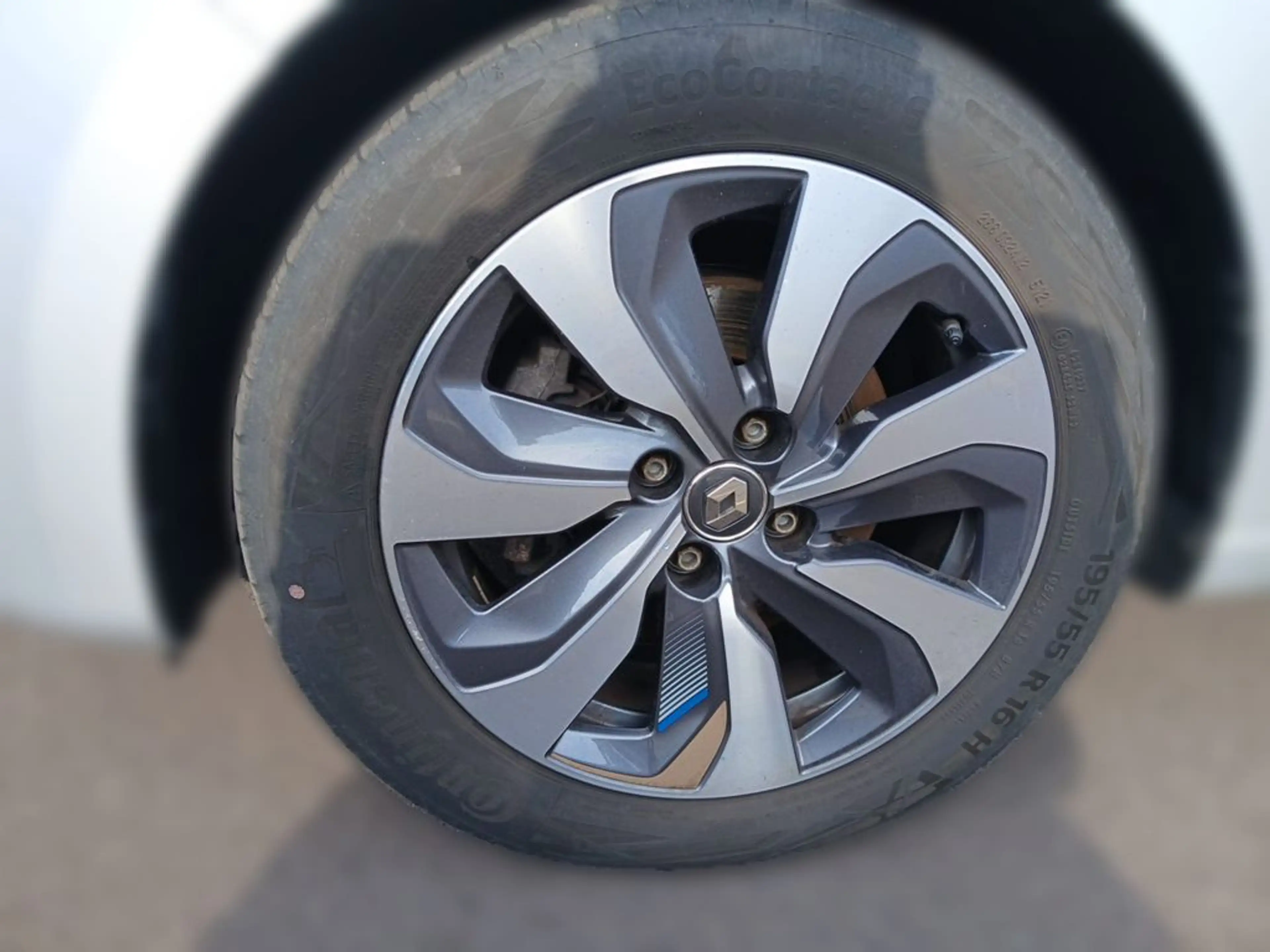 Renault Clio CLIO Limited Edition E-Tech 140 — photo 5