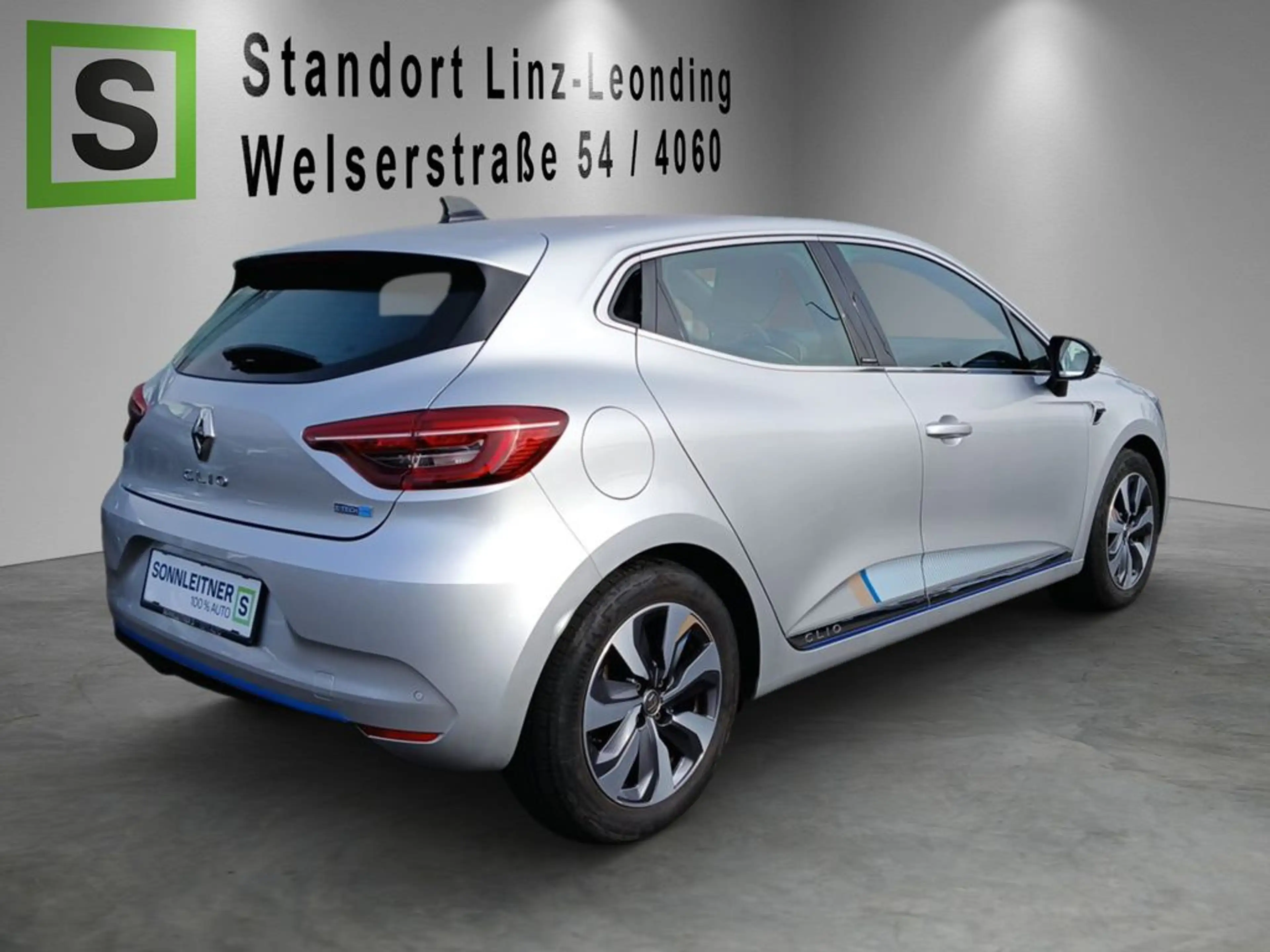 Renault Clio CLIO Limited Edition E-Tech 140 — photo 3