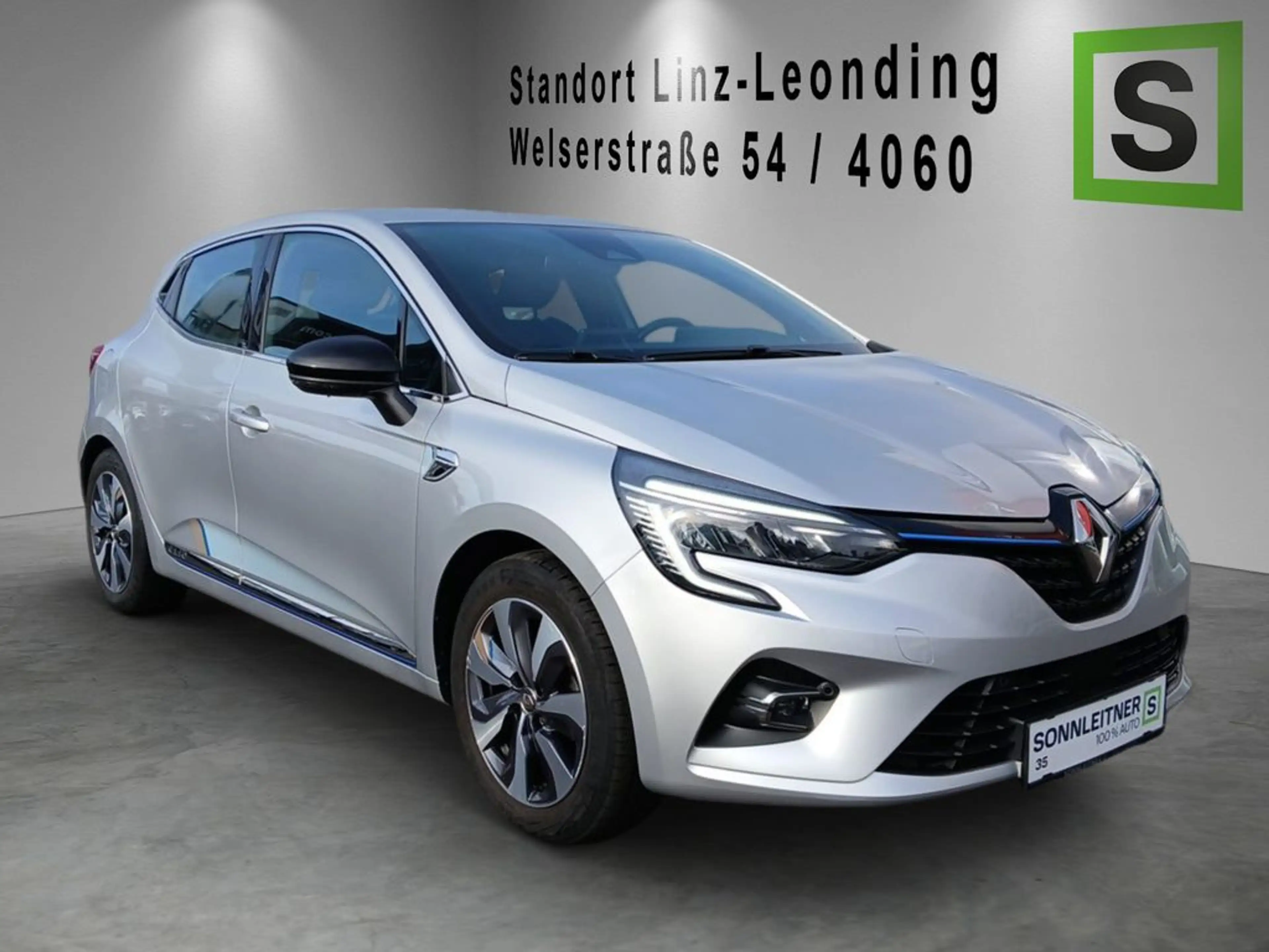 Renault Clio CLIO Limited Edition E-Tech 140 — photo 4