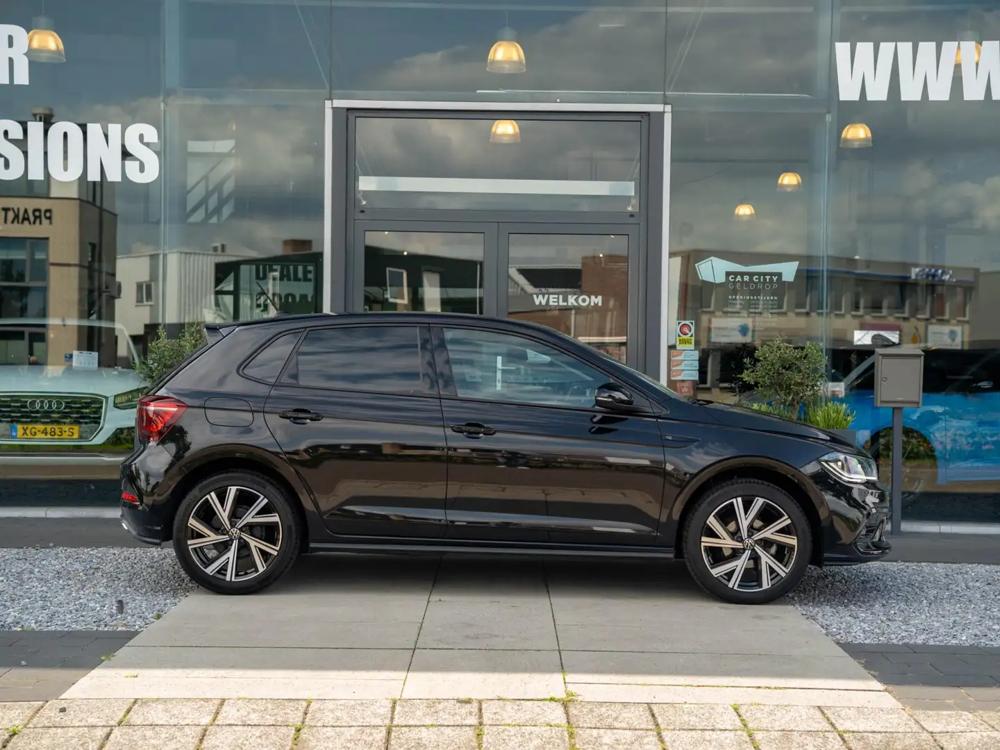 Volkswagen Polo 1.0 TSI R-Line Business / IQ licht / Dodehoek / St Noir - 2