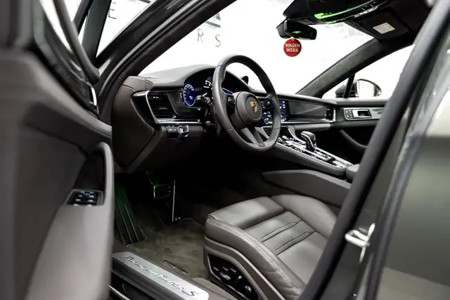 Porsche Panamera Turbo S E-Hybrid Sport Turismo MEGAVOLL SOFTCLOSE Ansicht 9
