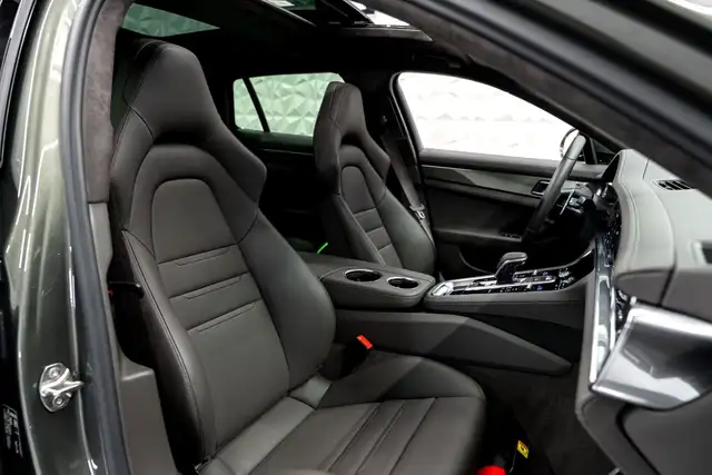 Porsche Panamera Turbo S E-Hybrid Sport Turismo MEGAVOLL SOFTCLOSE Ansicht 5