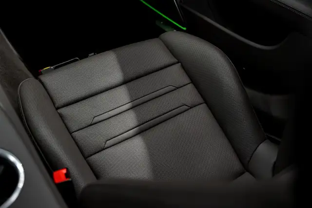 Porsche Panamera Turbo S E-Hybrid Sport Turismo MEGAVOLL SOFTCLOSE Ansicht 28