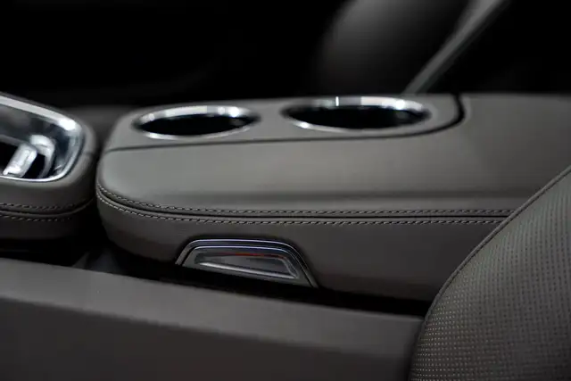 Porsche Panamera Turbo S E-Hybrid Sport Turismo MEGAVOLL SOFTCLOSE Ansicht 46