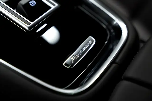 Porsche Panamera Turbo S E-Hybrid Sport Turismo MEGAVOLL SOFTCLOSE Ansicht 36