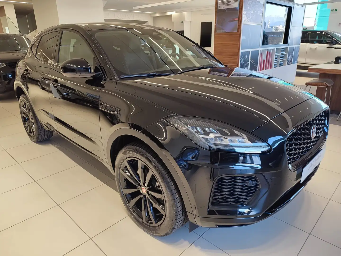 Jaguar E-Pace 1.5 I3 309 PHEV R-Dynamic Black awd auto Nero - 1