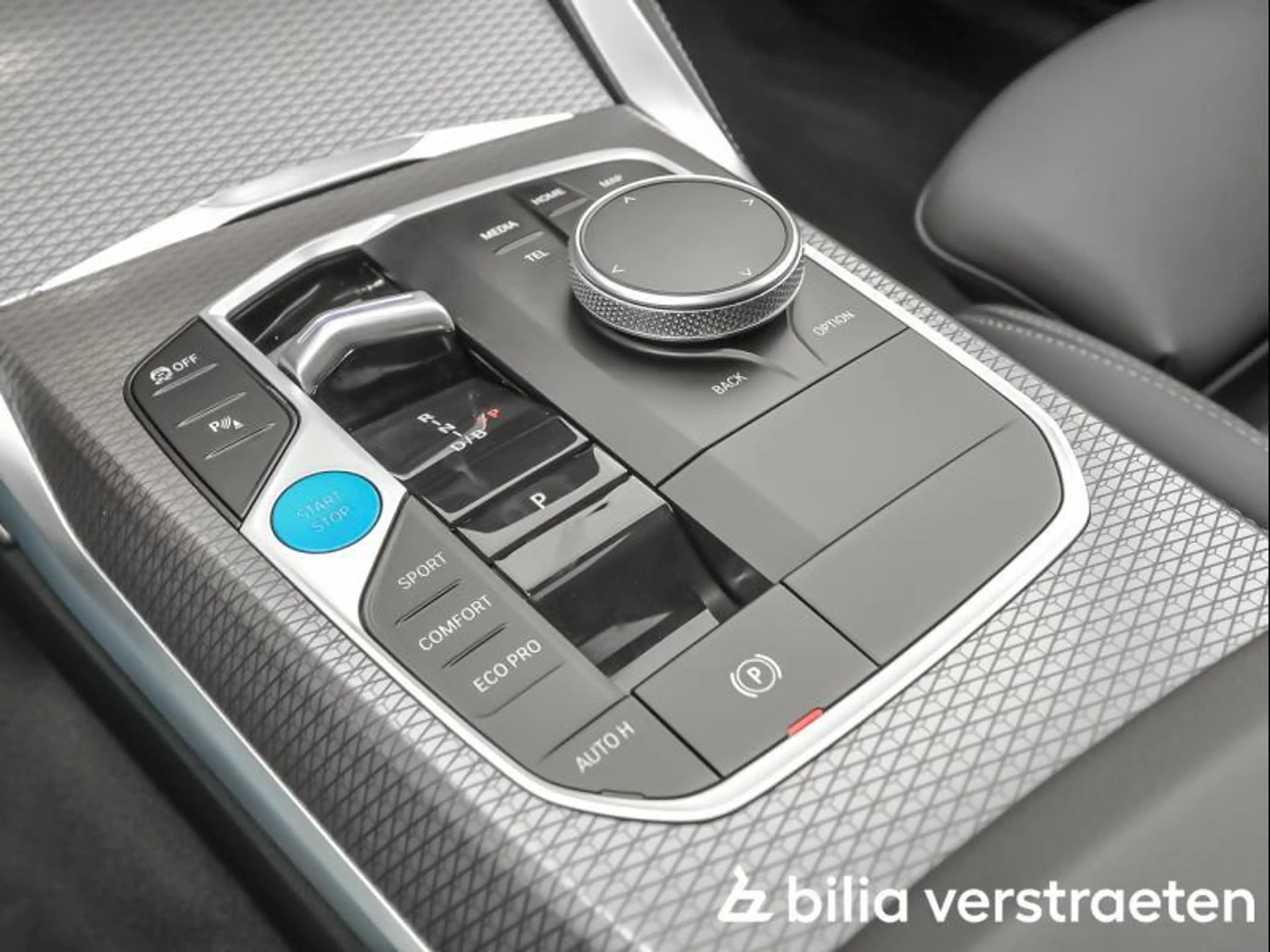 BMW i4 eDrive40 GC MPRO - PANO - ACC - TRKHK - MEMORY — photo 11