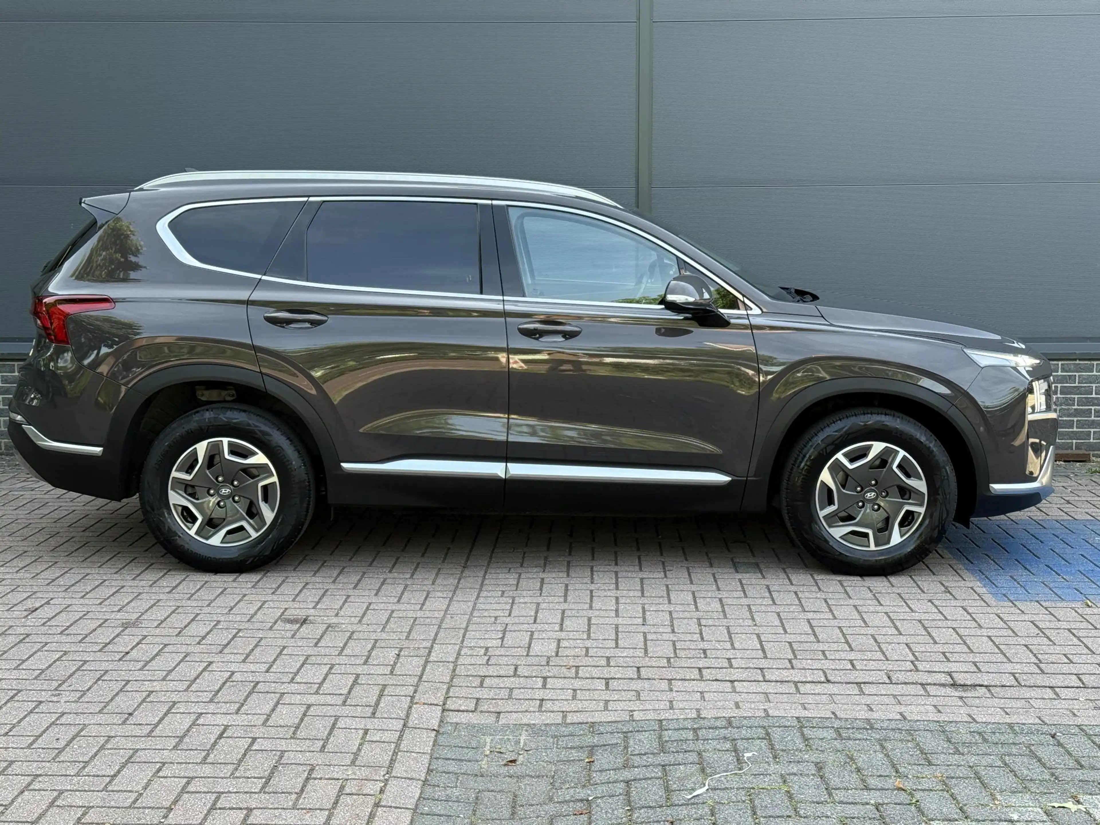 Hyundai SANTA FE 1.6 T-GDI HEV Comfort Smart / Dealer Onderhouden / — photo 6