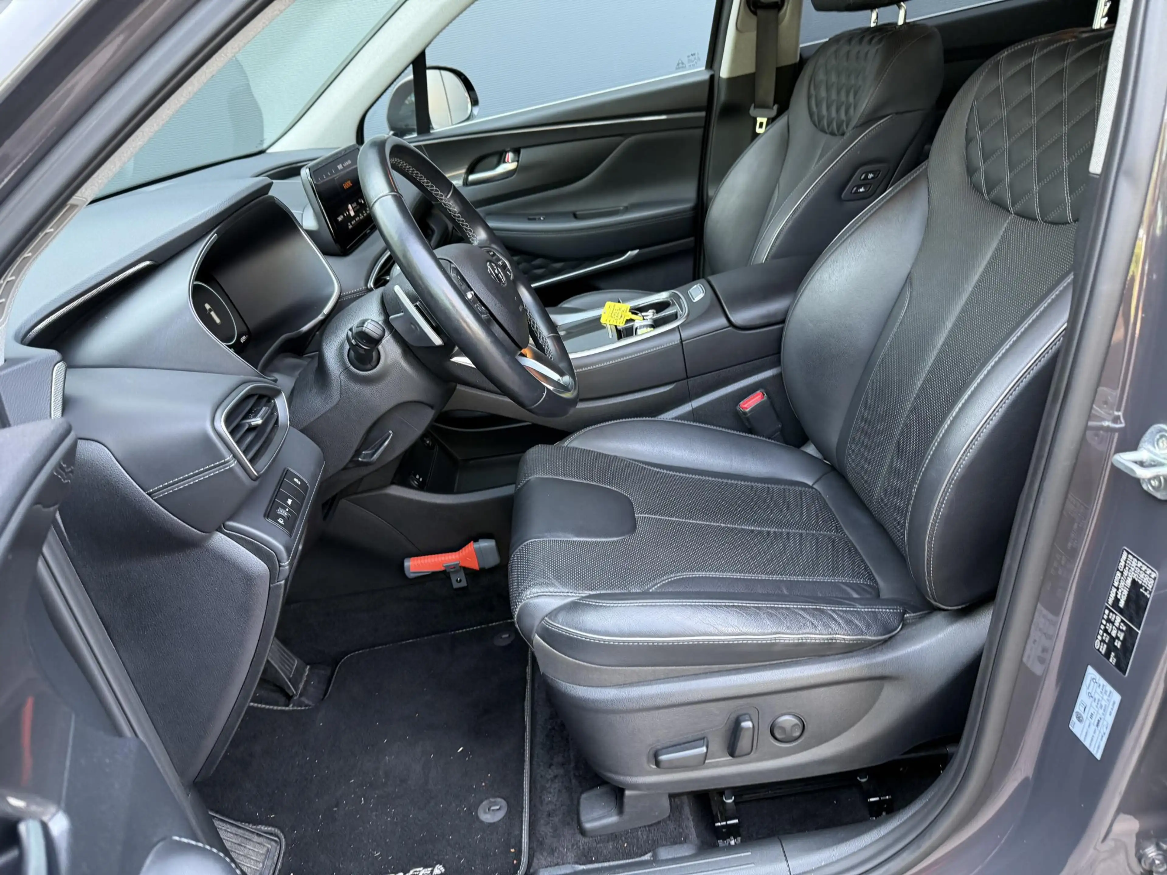 Hyundai SANTA FE 1.6 T-GDI HEV Comfort Smart / Dealer Onderhouden / — photo 4