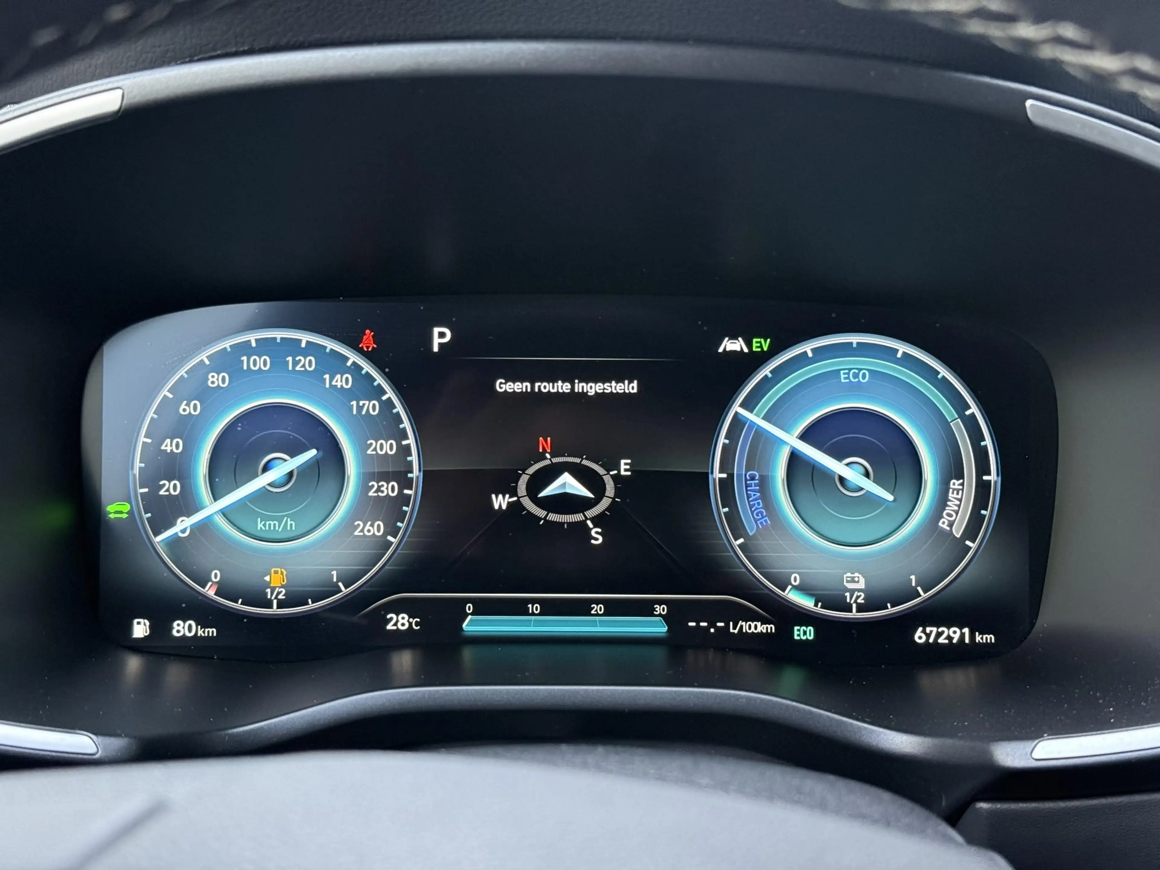 Hyundai SANTA FE 1.6 T-GDI HEV Comfort Smart / Dealer Onderhouden / — photo 10