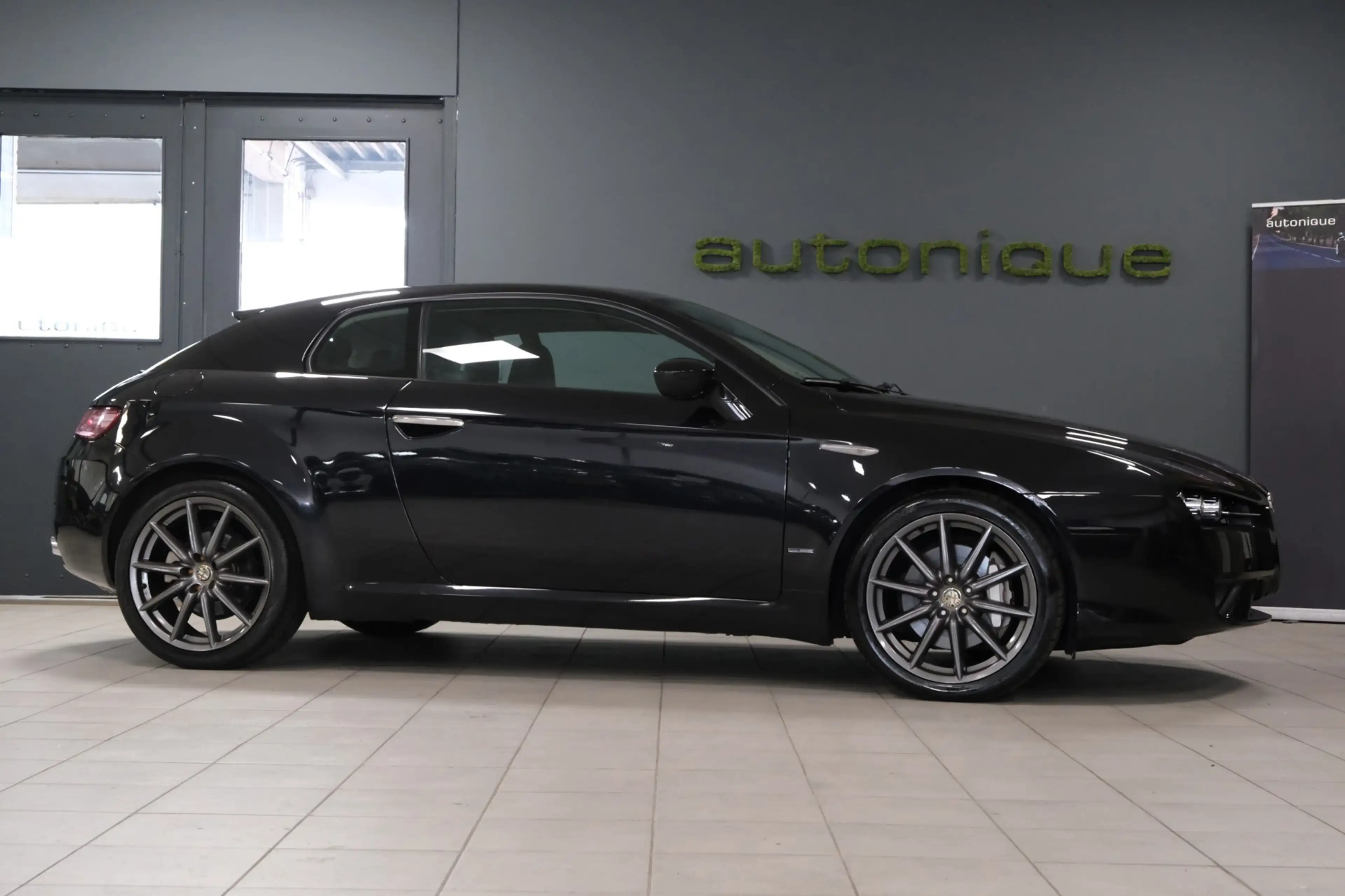 Alfa Romeo Brera 3.2 JTS Q4 SkyWindow — photo 8