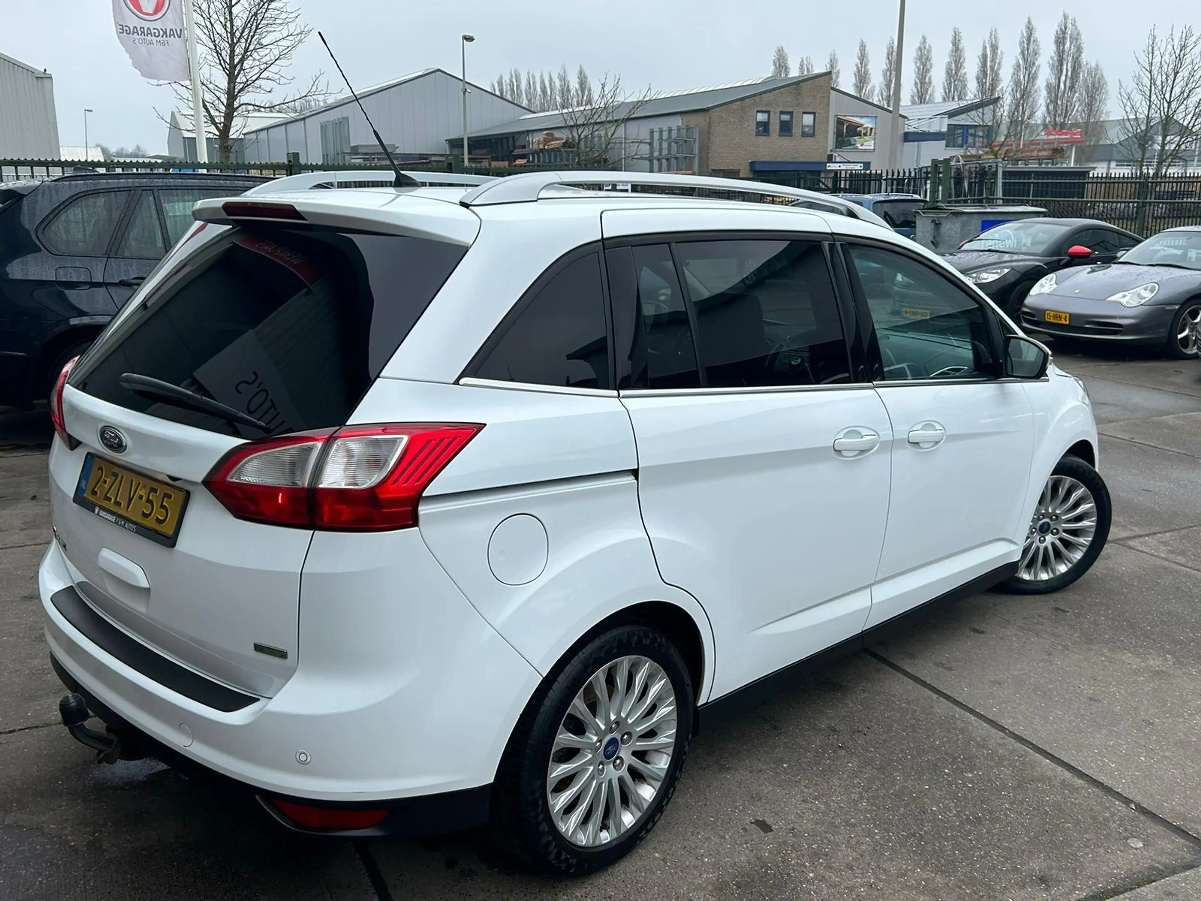 Ford Grand C-Max 1.0 Edition Plus Distributie is vervangen in maart — photo 6