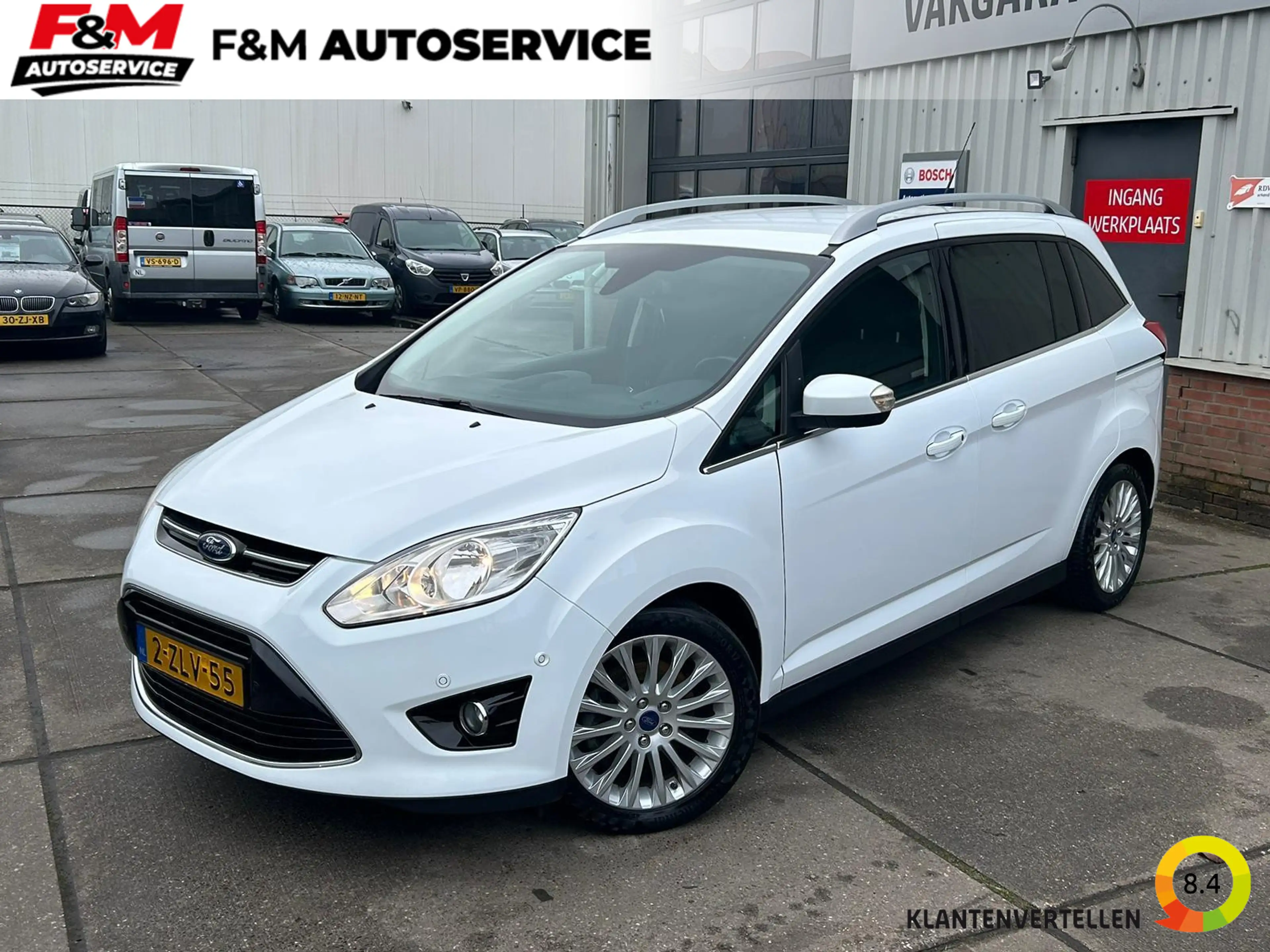 Ford Grand C-Max 1.0 Edition Plus Distributie is vervangen in maart