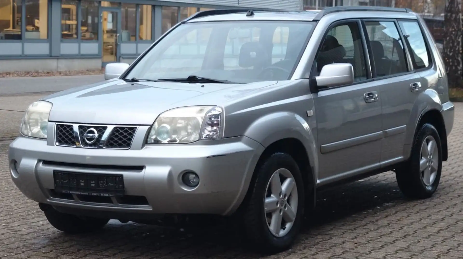 Nissan X-Trail Elegance LEDER*ELEKTR. SITZE*TÜV* Silver - 1