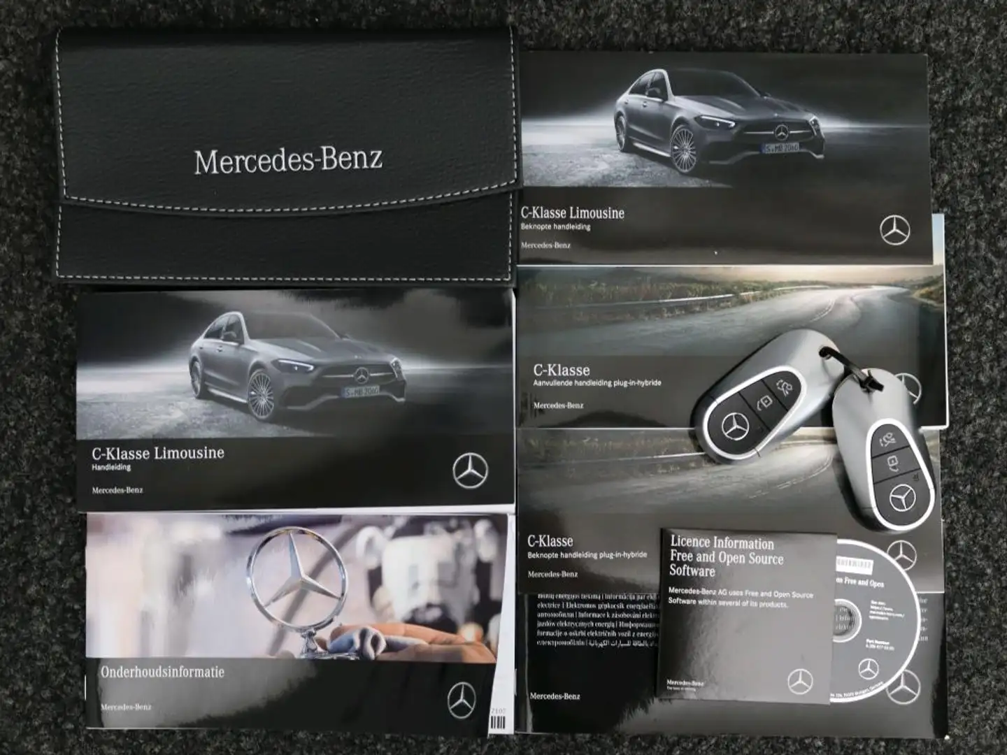 Mercedes-Benz C 300 e AMG Plug-In Hybride AMG Line | Night Pakket | Sc Blau - 2