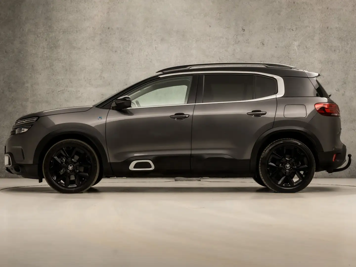 Citroen C5 Aircross 1.6 Plug-in Hybrid 225 Sport 225Pk Automaat (VIRTU Grijs - 2