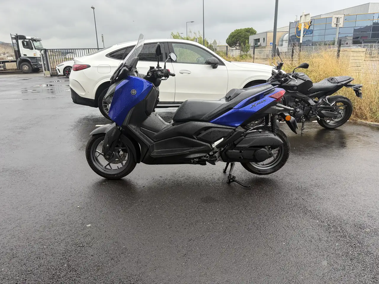 Yamaha X-Max 125