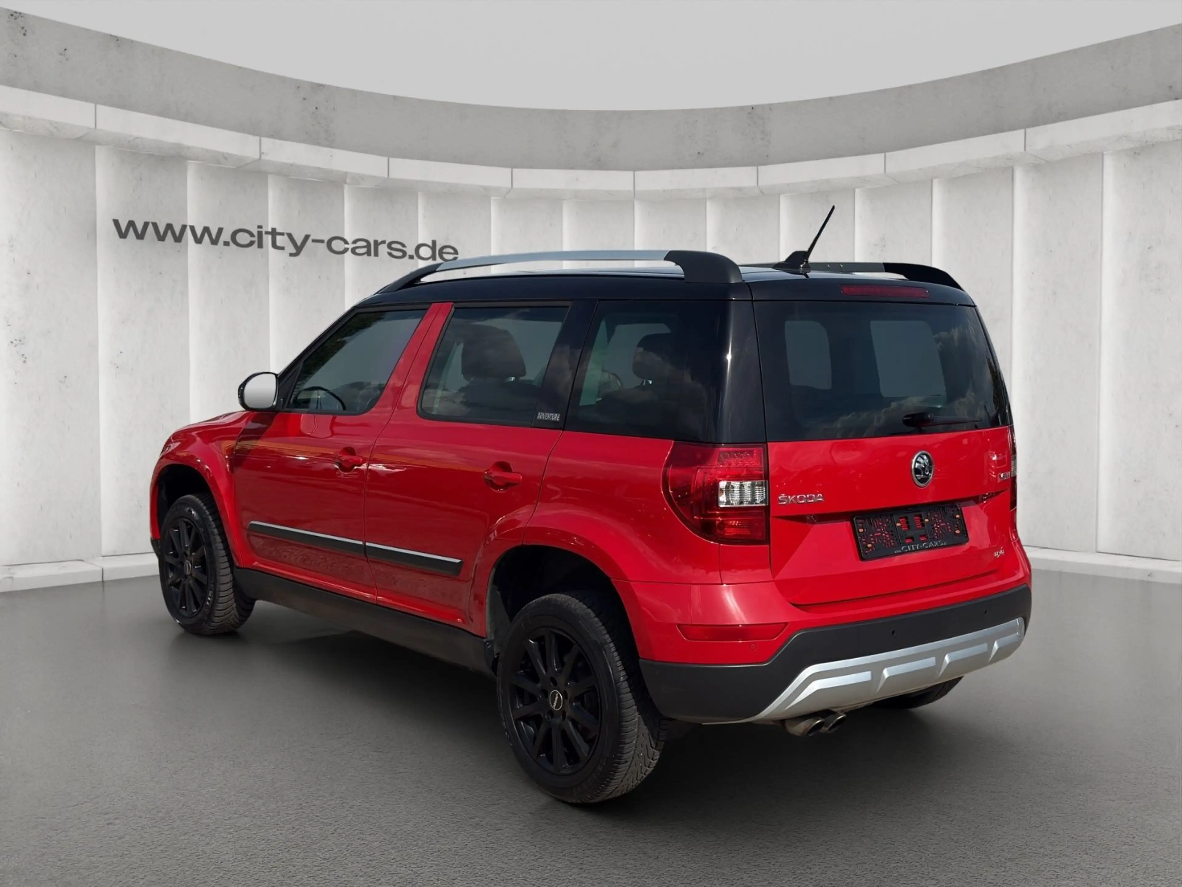 Skoda Yeti Adventure 4x4*DSG*Navi*Cam*PDC*1.Hand — photo 4