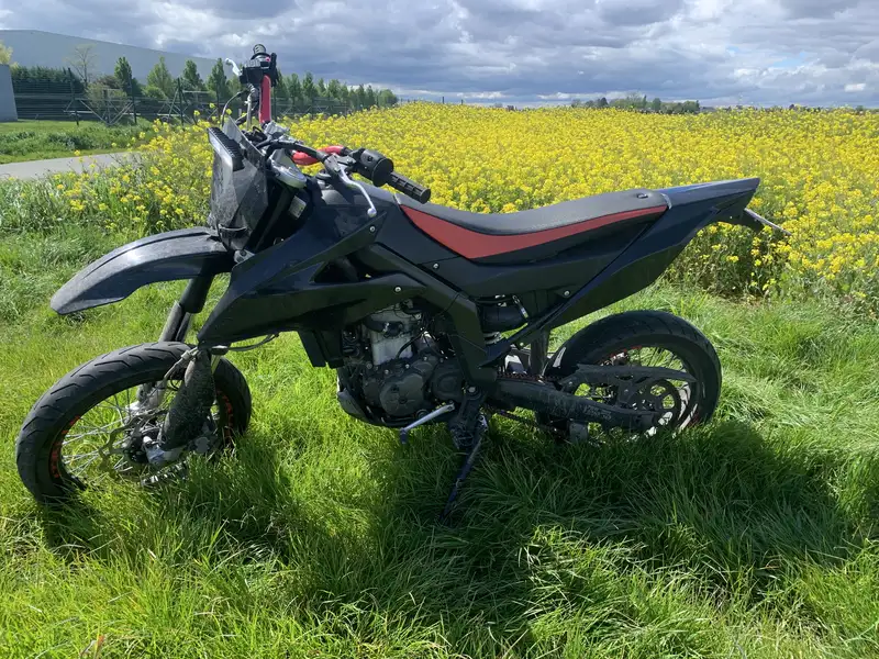 Aprilia SX 125 - foto 2