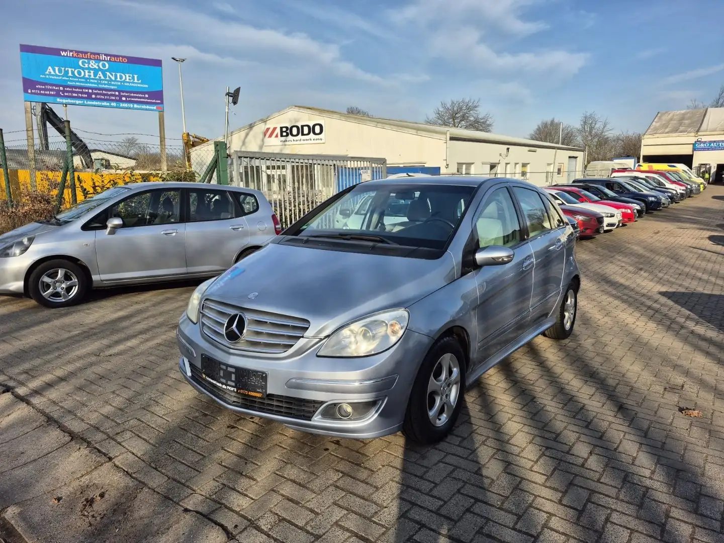 Mercedes-Benz B 170 B -Klasse B 170 Серебристый - 1