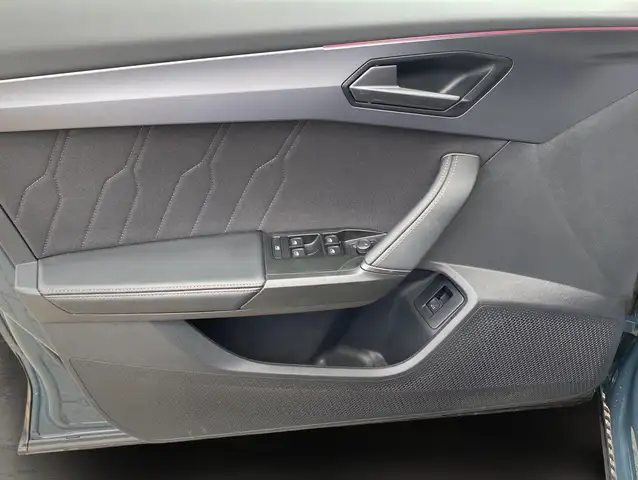 Cupra Formentor view 8