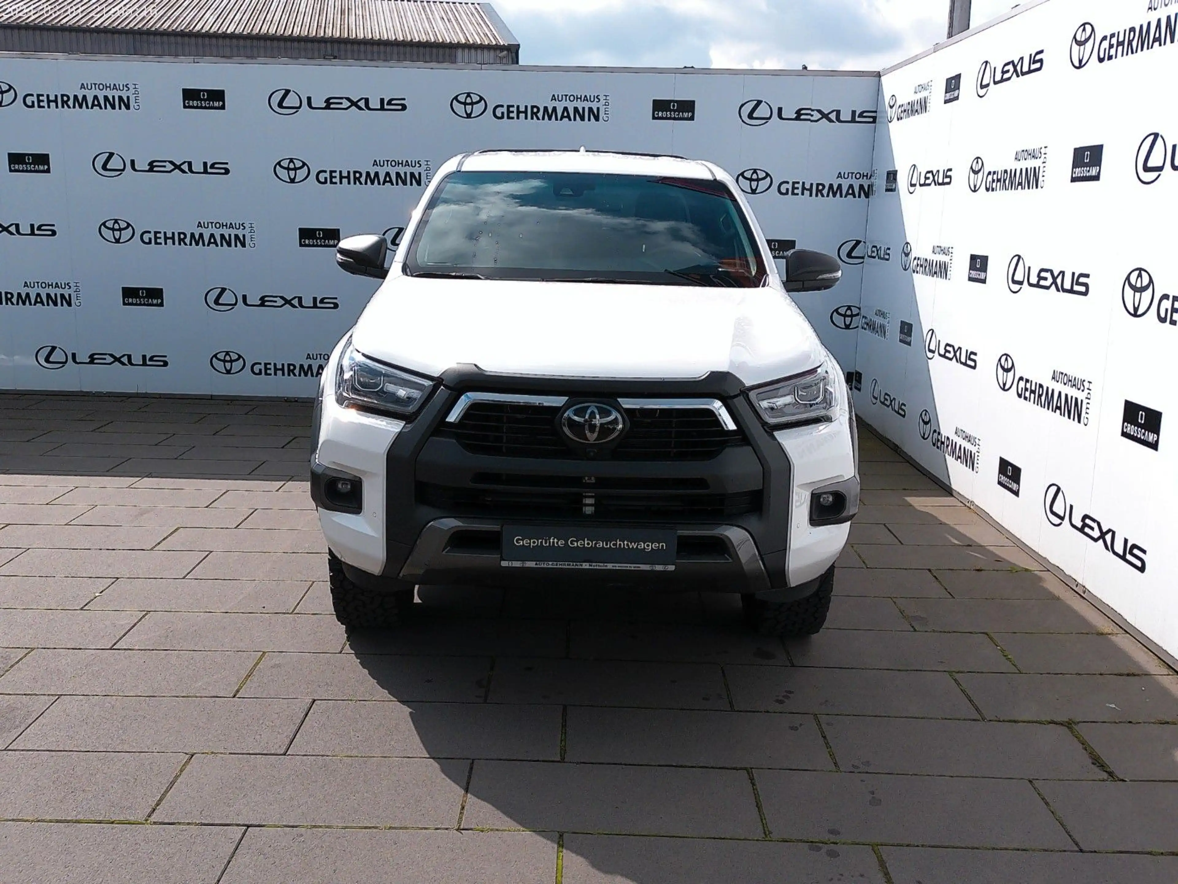 Toyota Hilux Double Cab Invincible 4x4*Bügel*Rollo*AHK* — photo 2