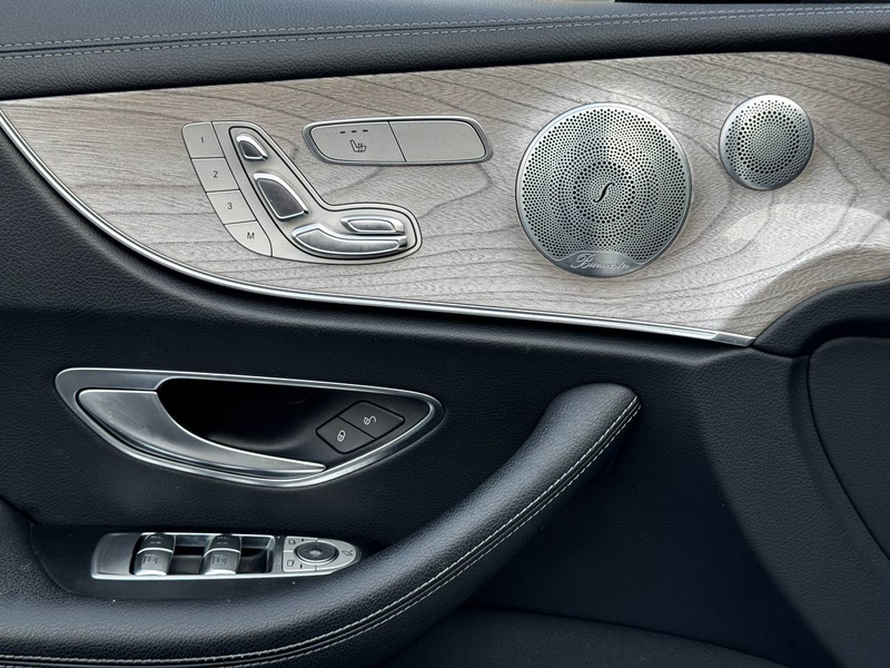 Mercedes-Benz E 350 E-Klasse Coupe Coupe 9G-TRONIC AMG Line — photo 10
