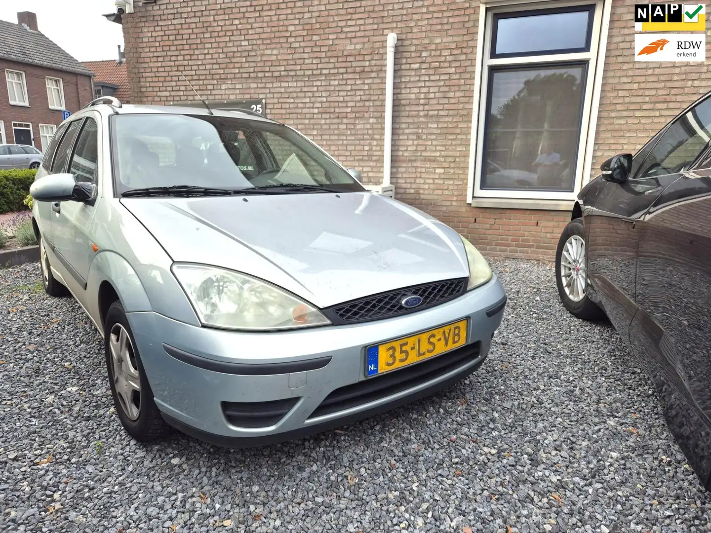 Ford Focus Wagon 1.6-16V Centennial LOOP EN/OF SLOOP Gri - 1