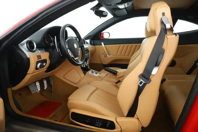 Ferrari 612 Scaglietti F1 LIEBHABERFAHRZEUG Ansicht 17