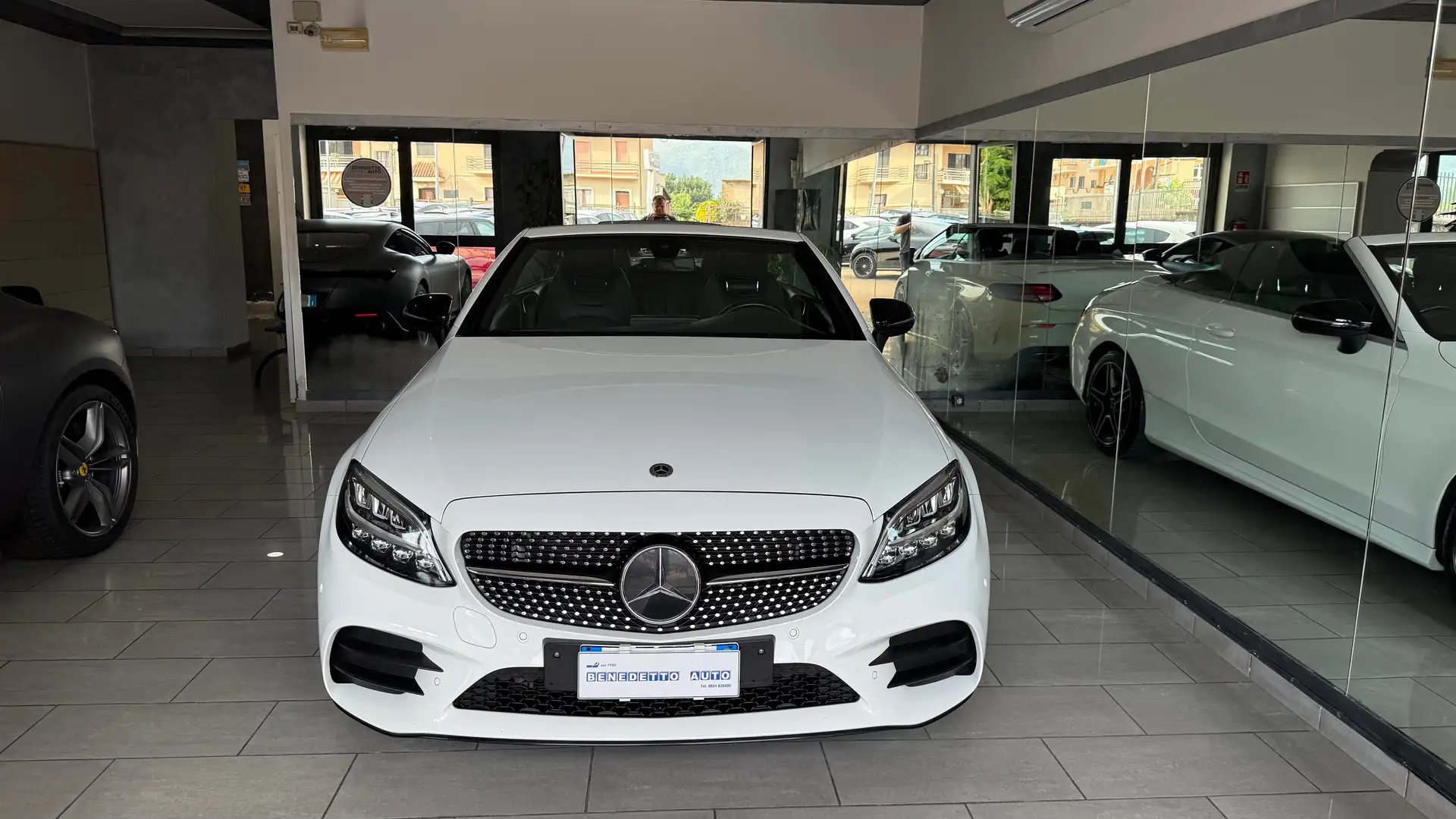 Mercedes-Benz C 220 d  Cabrio d Premium Bianco - 1
