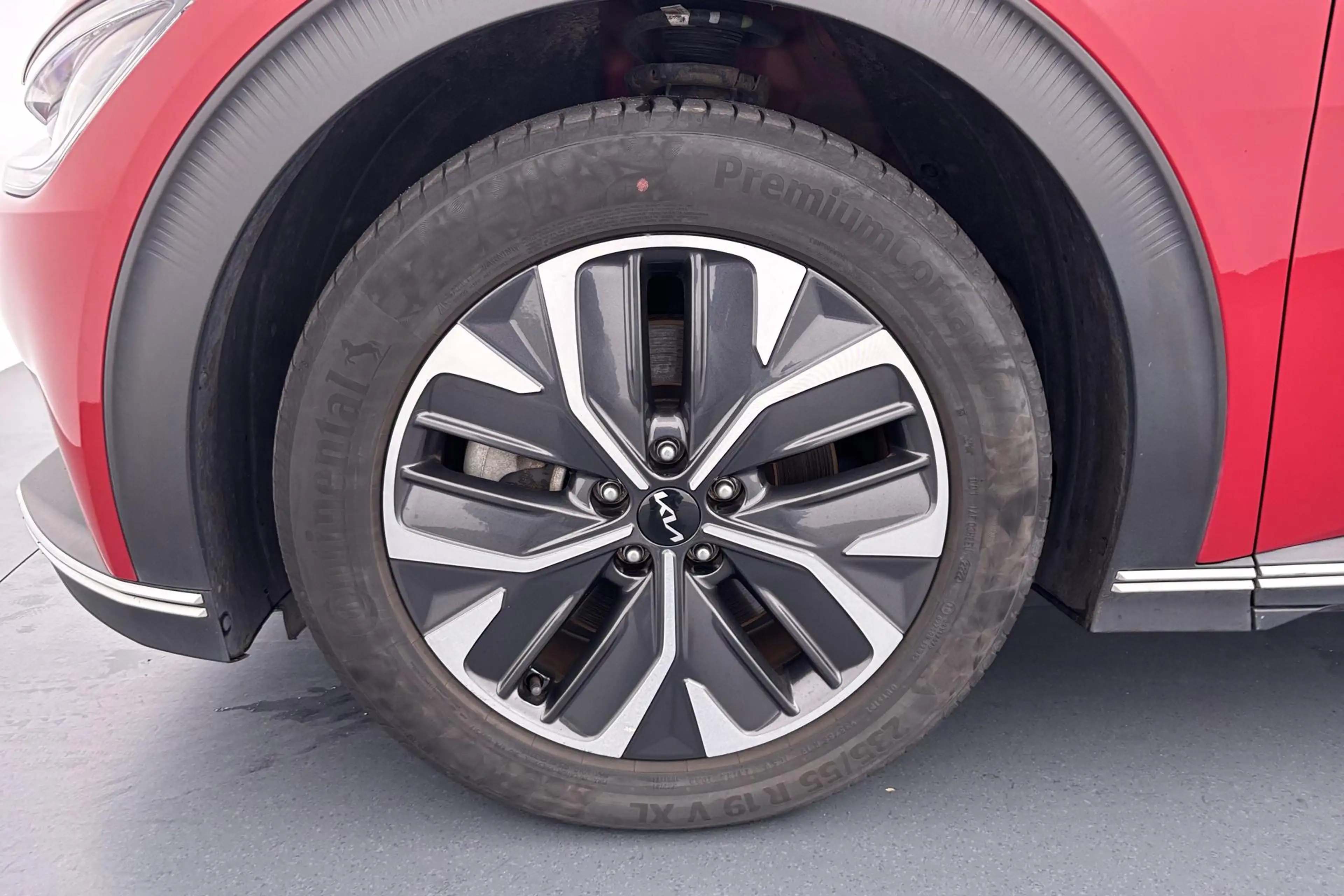 Kia EV6 Air 58 kWh Fel en flitsend onderweg met alle gemak — photo 29
