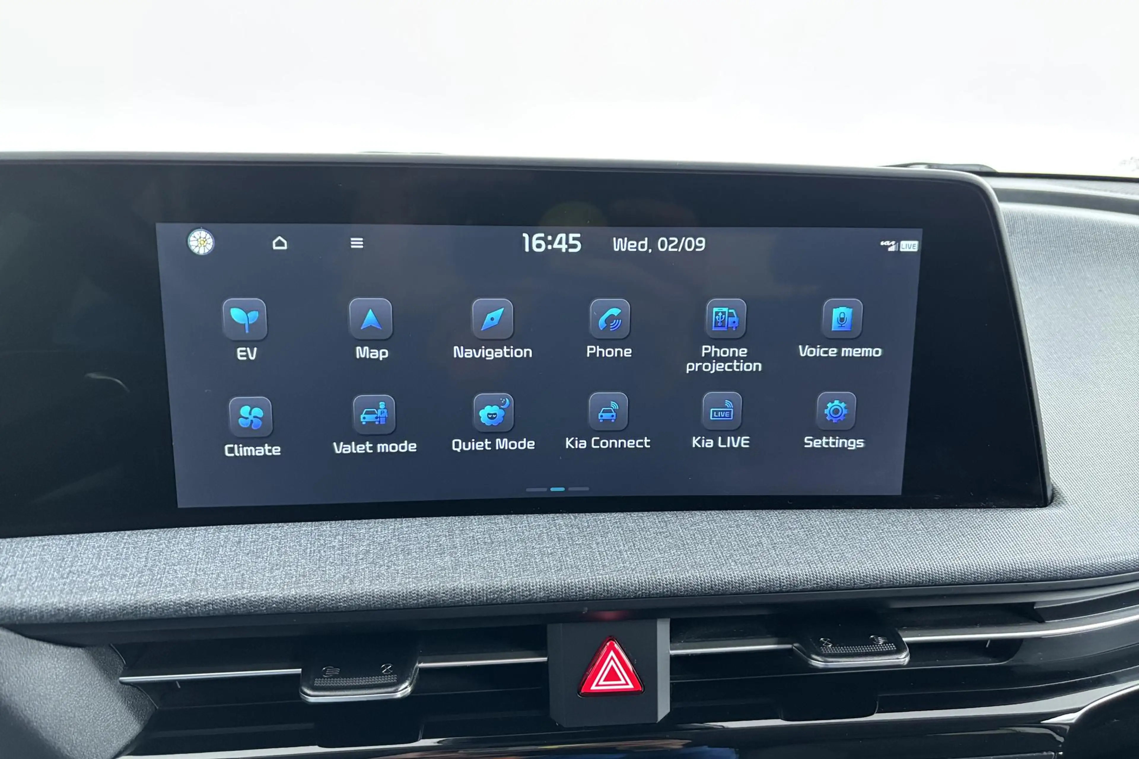 Kia EV6 Air 58 kWh Fel en flitsend onderweg met alle gemak — photo 5