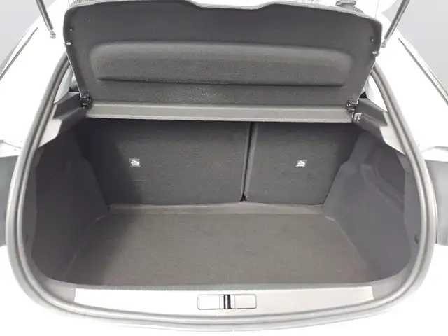 Opel Corsa view 7