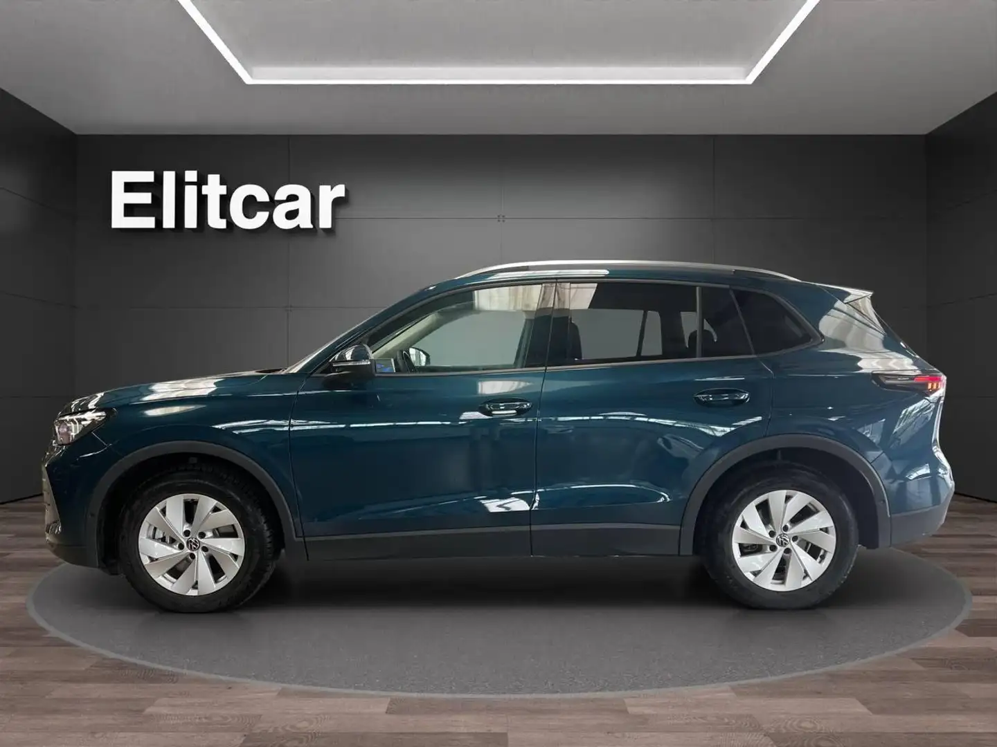 Volkswagen Tiguan 2.0 TDI 150 CV SCR DSG Life Bleu - 2