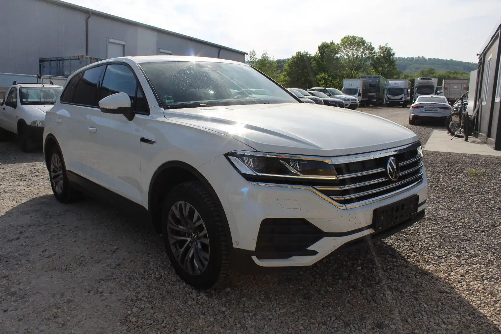 Volkswagen Touareg 4Motion*NAVI*LED*8 FACH*SIDE*LANE*ACC*18 Blanc - 1